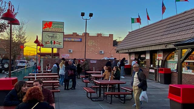 L&B Spumoni Gardens